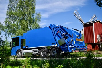 Electric hybrid rear loader image